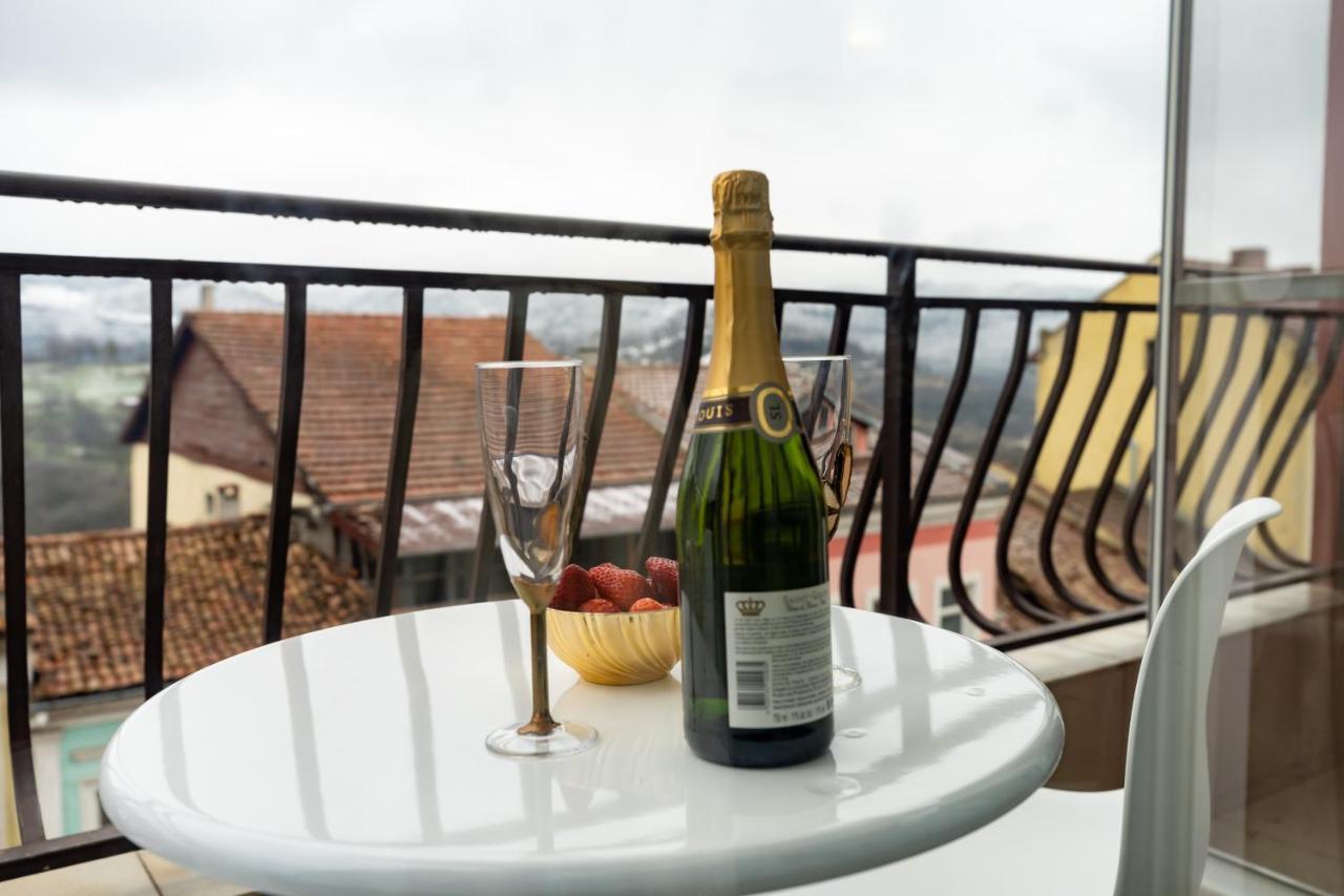 Hotel Kiev Veliko Tarnovo Ngoại thất bức ảnh