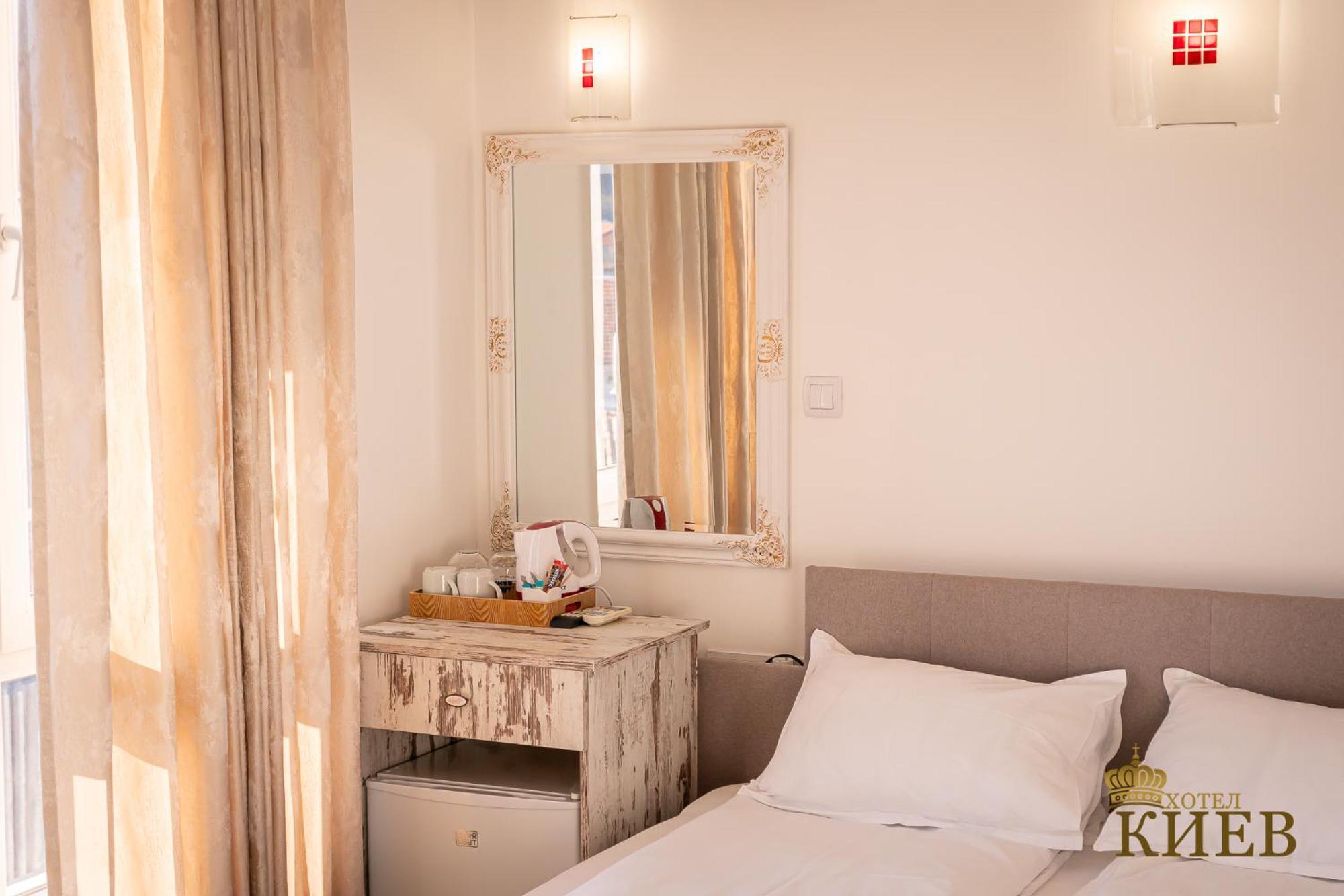 Hotel Kiev Veliko Tarnovo Ngoại thất bức ảnh