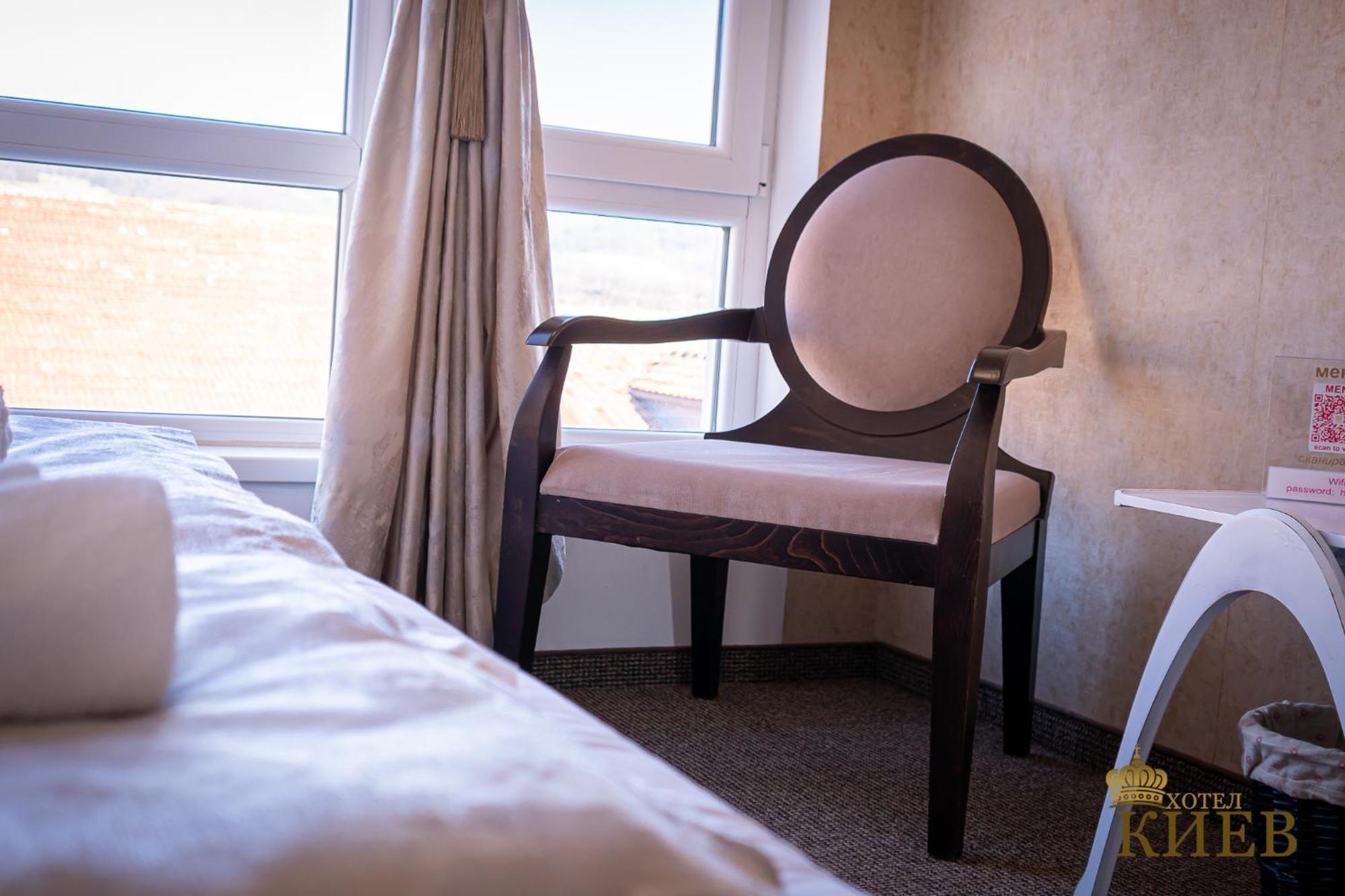Hotel Kiev Veliko Tarnovo Ngoại thất bức ảnh
